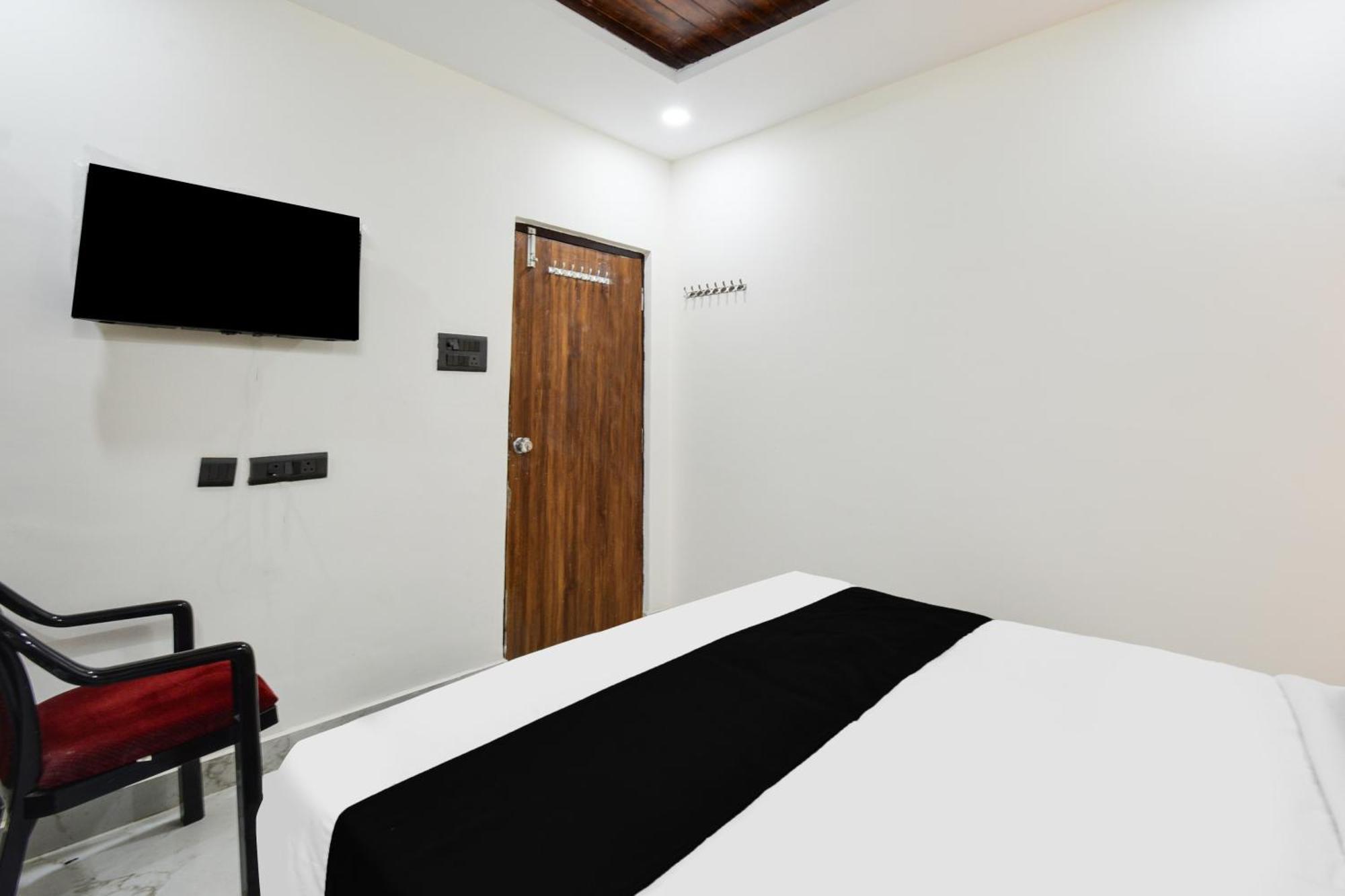 Super Collection O Gachibowli Phase - 1 Near Isb Hotel Exterior photo